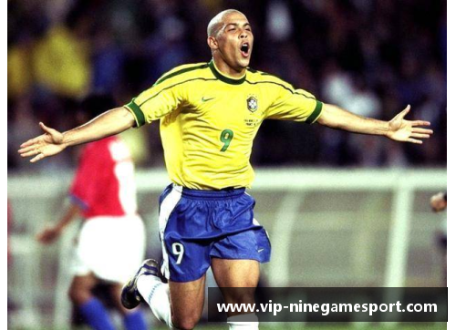 戴维森：足球界的新星闪耀